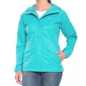 NWT Columbia Trail  Queen water resistant  jacket